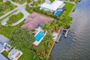 1626 Indian Bay Dr, Vero Beach, FL 32963, Sold 06/04/21