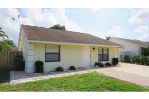 5760 Dewitt Pl, Lake Worth, FL 33463, Sold 07/14/21