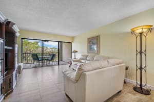 6662 Boca Del Mar Dr, Boca Raton, FL 33433, Sold 06/09/21