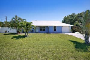 1061 2nd St, Vero Beach, FL 32962, Sold 07/21/21