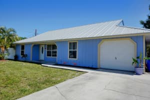 1061 2nd St, Vero Beach, FL 32962, Sold 07/21/21