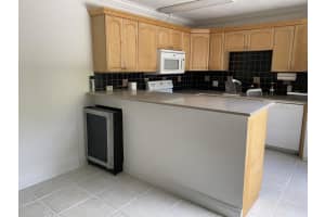 5865 SE Riverboat Dr, Stuart, FL 34997, Sold 06/25/21