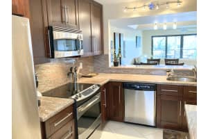 240 Captains Walk, Delray Beach, FL 33483, Sold 07/20/21