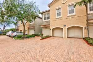 4921 Bonsai Cir APT 105, Palm Beach Gardens, FL 33418, Sold 09/10/21
