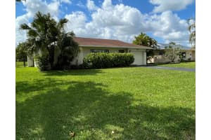 9404 NW 80th St, Tamarac, FL 33321, Sold 05/27/21