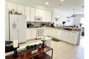 1082 Pinewood Lake Ct, Greenacres, FL 33415, Sold 08/30/21