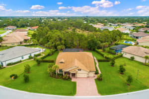 868 SW Sea Green St, Palm City, FL 34990, Sold 07/02/21