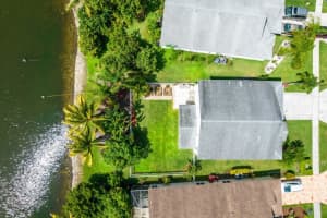 6228 Lansdowne Cir, Boynton Beach, FL 33472, Sold 06/25/21