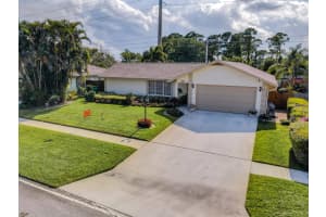 205 Canterbury Dr W, Riviera Beach, FL 33407, Sold 06/21/21