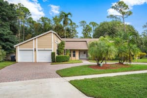35 St Davids Way, Wellington, FL 33414, Sold 06/25/21