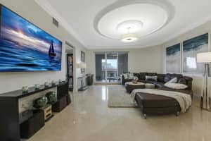 1 N Ocean Blvd, Boca Raton, FL 33432, Sold 08/09/21