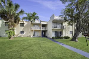 425 Executive Center Dr, West Palm Beach, FL 33401, Sold 06/29/21