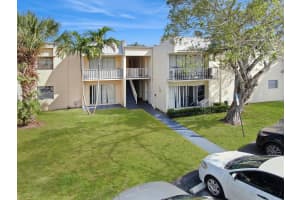 425 Executive Center Dr, West Palm Beach, FL 33401, Sold 06/29/21