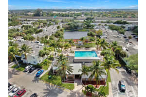 425 Executive Center Dr, West Palm Beach, FL 33401, Sold 06/29/21