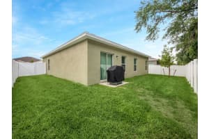 5234 Oakland Lake Cir, Fort Pierce, FL 34951, Sold 07/23/21