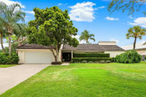 5165 Woodland Lakes Dr, Palm Beach Gardens, FL 33418, Sold 06/30/21