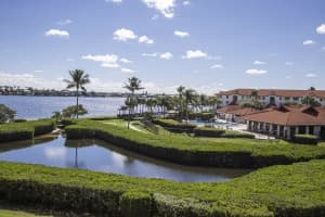 7020 Half Moon Cir, Hypoluxo, FL 33462, Sold 08/06/21