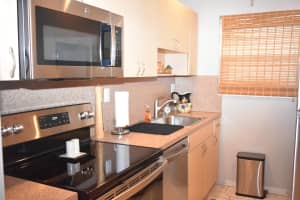 1375 High Point Way, Delray Beach, FL 33445, Sold 08/06/21