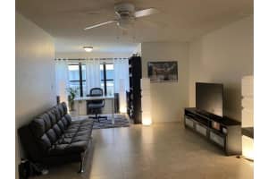 2946 S University Dr, Davie, FL 33328, Sold 09/22/21