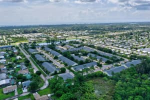 10868 SE Sea Pines Cir, Hobe Sound, FL 33455, Sold 07/07/21