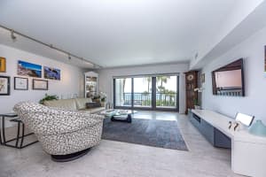 4101 Ocean Dr #3d, Vero Beach, FL 32963, Sold 10/28/21