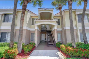 815 W Boynton Beach Blvd, Boynton Beach, FL 33426, Sold 06/17/21