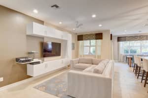 100 NW 69th Cir, Boca Raton, FL 33487, Sold 07/29/21