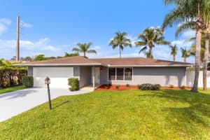 323 Canterbury Dr W, Riviera Beach, FL 33407, Sold 07/07/21