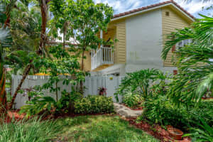 226 Seabreeze Cir, Jupiter, FL 33477, Sold 08/13/21