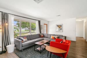 852 NW 13th Ave, Boynton Beach, FL 33426, Sold 09/01/21