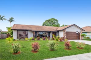 5386 Guildcrest St, Lake Worth, FL 33463, Sold 08/10/21