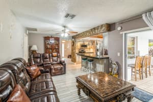 5386 Guildcrest St, Lake Worth, FL 33463, Sold 08/10/21