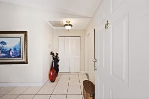 5858 Lincoln Cir W, Lake Worth, FL 33463, Sold 08/17/21