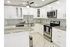 3587 La Playas Ct, Greenacres, FL 33463, Sold 07/06/21