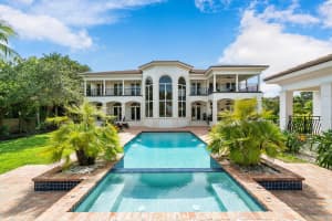 400 N Atlantic Dr, Lantana, FL 33462, Sold 12/03/21