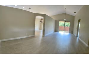 10302 SW 16th Ct, Pembroke Pines, FL 33025, Sold 07/29/21