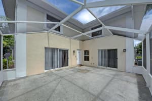 1544 N Lawnwood Cir, Fort Pierce, FL 34950, Sold 07/07/21