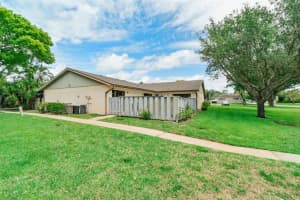 8057 Ambach Way, Hypoluxo, FL 33462, Sold 07/16/21