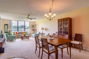 5380 Woodland Lakes Dr, Palm Beach Gardens, FL 33418, Sold 06/28/21