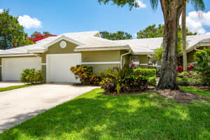 2433 SW Foxpoint Trail, Palm City, FL 34990, Sold 09/29/21
