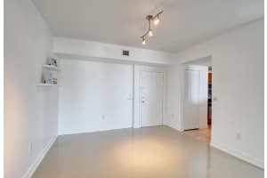700 E Boynton Beach Blvd, Boynton Beach, FL 33435, Sold 06/23/21