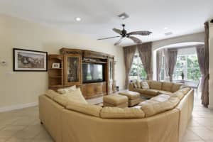 467 Oriole Ln, Jupiter, FL 33458, Sold 09/09/21