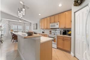 12190 Roma Rd, Boynton Beach, FL 33437, Sold 05/20/21