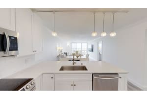 3581 S Ocean Blvd Ph-F, South Palm Beach, FL 33480, Sold 12/10/21