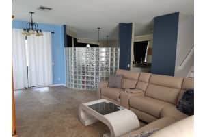 7081 Chesapeake Cir, Boynton Beach, FL 33436, Sold 07/29/21