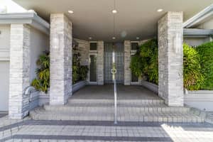 4539 Bocaire Blvd, Boca Raton, FL 33487, Sold 09/24/21