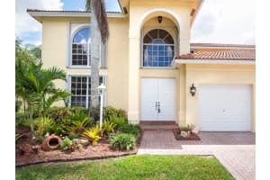 1421 NW 138th Way, Pembroke Pines, FL 33028, Sold 10/08/21
