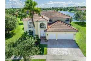 1421 NW 138th Way, Pembroke Pines, FL 33028, Sold 10/08/21