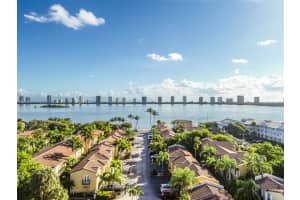 1030 Lake Shore Dr, West Palm Beach, FL 33403, Sold 05/20/21