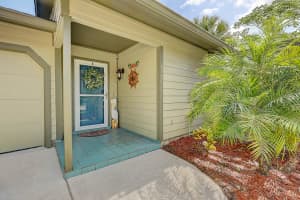 827 NE Dahoon Terrace, Jensen Beach, FL 34957, Sold 08/13/21